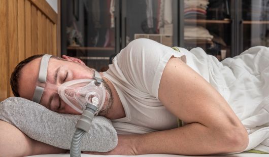 Oreiller CPAP : Comment Bien Dormir avec un Masque et Retrouver un Sommeil Réparateur